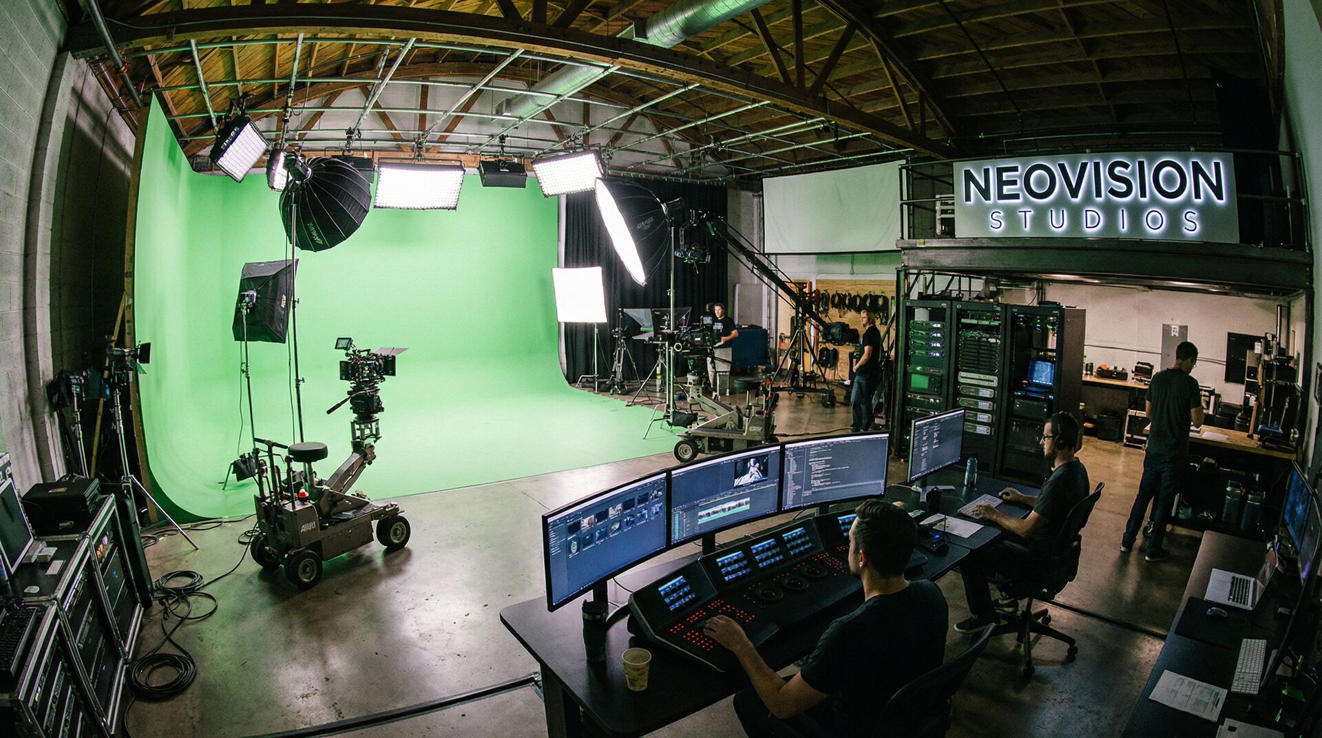 17c一起草工作室参观